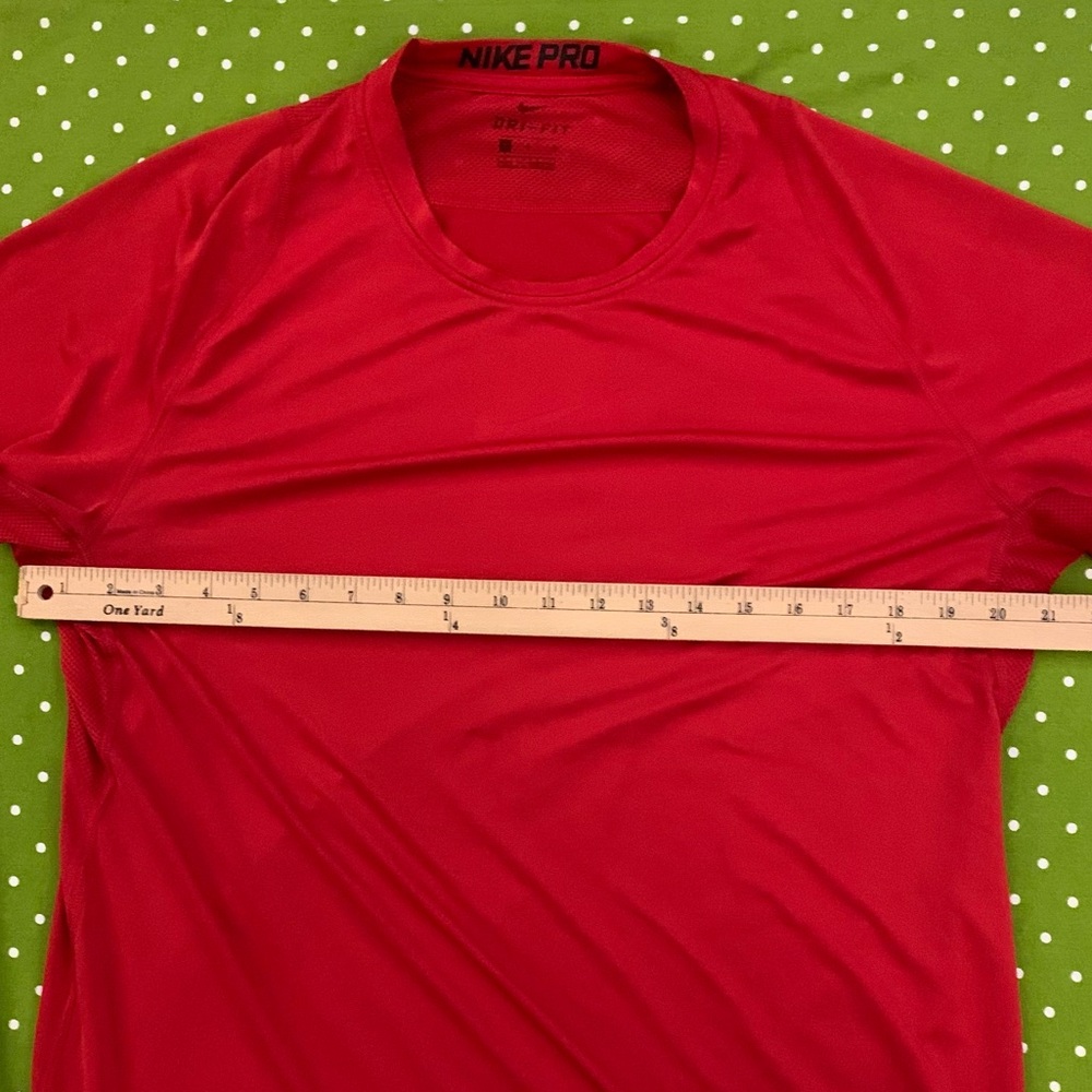 NIKE PRO SS Dri-Fit Polyester Tee - Picture 4 of 6